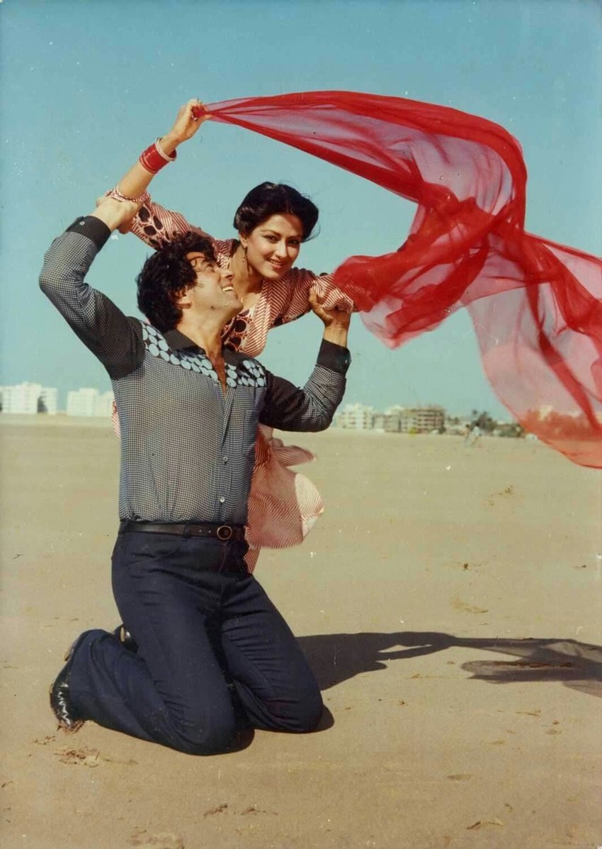 मौसमी चटर्जी इस फिल्म में काम नहीं करना चाहती थी। लेकिन धर्मेंद्र के कहने पर ही वह राजी हुईं। एक दिन सेट पर उनका दिमाग गरम हो गया और उन्होंने सनी देओल की अच्छे से क्लास लगा दी।