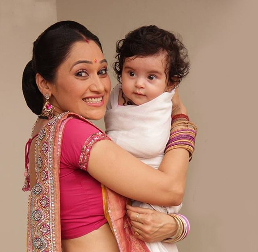 दिशा वकानी की एक बेटी हैं स्तुति। दिशा अब अपना पूरा समय बेटी की परवरिश में ही लगा रही हैं।