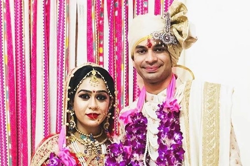 लालू प्रसाद यादव के बड़े बेटे तेज प्रताप की शादी ऐश्वर्या राय से हुई थी। लेकिन इनकी शादी भी ज्यादा नहीं चल पाई। करीब सालभर में ही दोनों ने तलाक का फैसला कर लिया।