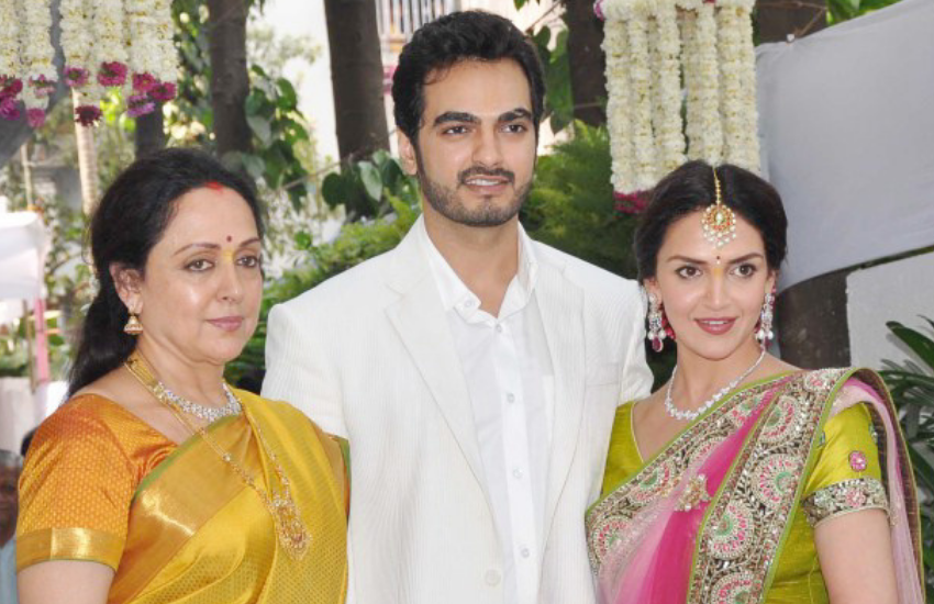 Esha Deol, Hema Malini