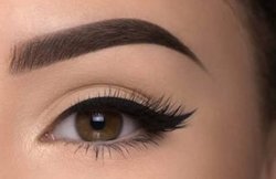 घनी Eyebrows और लंबी पलकों के लिए इस्तेमाल कर सकते हैं ये नैचुरल सीरम, जानें बनाने की विधि