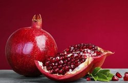 High BP के मरीजों के लिए फायदेमंद है अनार का सेवन, जानें हैरान करने वाले फायदे