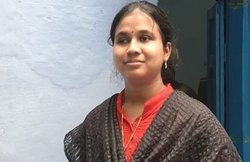 UPSC: पूर्णा ने पांच साल की उम्र में ही खो दी थी आंखों की रोशनी, यूपीएससी परीक्षा पास कर बनीं आईएएस