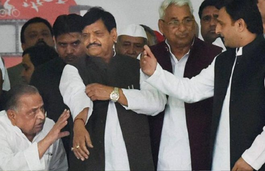 Mulayam Singh Yadav, Akhilesh Yadav, Sadhna Gupta
