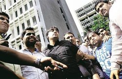 नीरज बवाना से लेकर काला जठेड़ी तक, सोशल मीडिया पर छाए रहते हैं ये कुख्यात गैंगस्टर