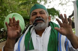 rakesh tikait
