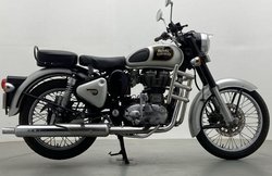 7 दिन की मनी बैक गारंटी के साथ 83 हजार में खरीदें 2 लाख रुपये वाली Royal Enfield Classic 350