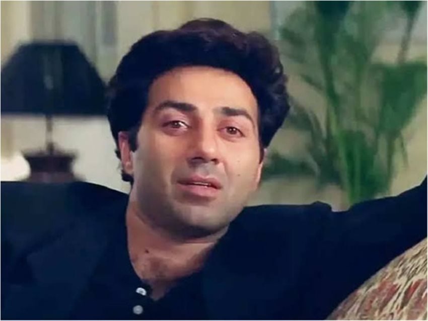 Sunny Deol, Karan Deol, Pooja Deol