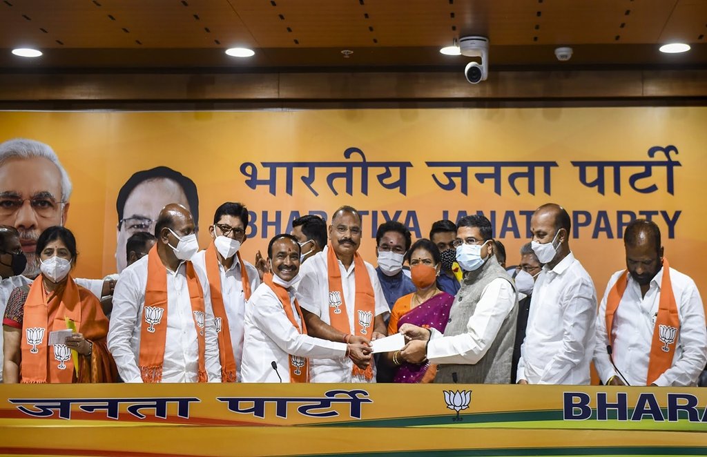 TRS,BJP