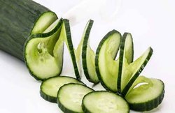 गर्मियों में ये 3 चीजें खाने से नेचुरल तरीके से काबू में रहेगा यूरिक एसिड का स्तर, जानिये