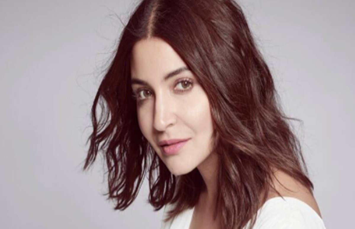 anushka sharma, anushka sharma maternity clothes, virat kohli
