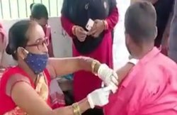 बिहारः कोरोना वैक्सीन भरने की जगह नर्स ने लगा दिया खाली इंजेक्शन, वीडियो से सामने आई गड़बड़ी, हुई कार्रवाई
