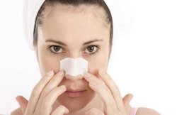 चेहरे पर मौजूद ब्लैकहेड्स से हैं परेशान? निजात पाने के लिए अपनाएं ये आसान तरीके