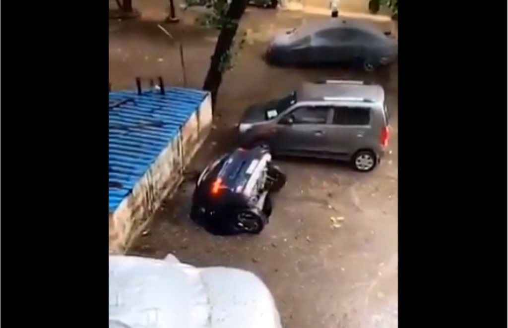 car, maharashtra, social media