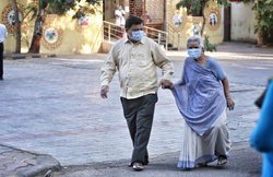 सीनियर सिटीजन को इन बैंकों ने दिया तोहफा, 30 सितंबर तक बढ़ाई एफडी की स्‍पेशल स्‍कीम