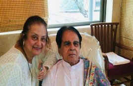 Dilip Kumar, saira banu dilip kumar health update, Saira Banu, saira Bano, saira banu age, Dilip Kumar age, Dilip Kumar Hospitalized, dilip kumar admitted in hospital, Covid vaccine, Corona Virus, दिलीप कुमार, सायरा बानो, कोरोना वायरस, हिन्दुजा अस्पताल Covid-19, covid, news from bollywood News, Bollywood, bollywood News in Hindi, Latest news, bollywood News,Samachar, jansatta