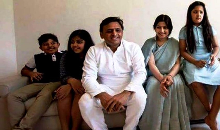 Dimple Yadav, Akhilesh Yadav SP, Mulayam Singh second wife