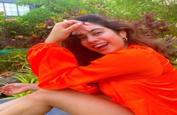 घंटों जिम, कम से कम 10 गिलास पानी और स्ट्रिक्ट डाइट, जानिये कैसे खुद को फिट रखती हैं जान्हवी कपूर