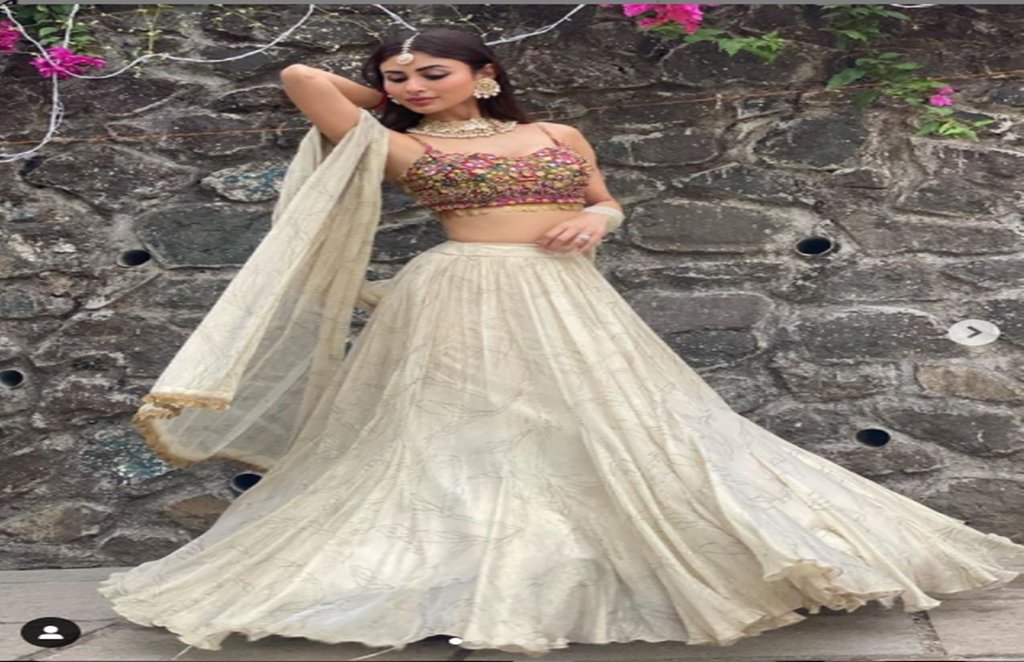 lifestyle, lifestyle news, mouni roy