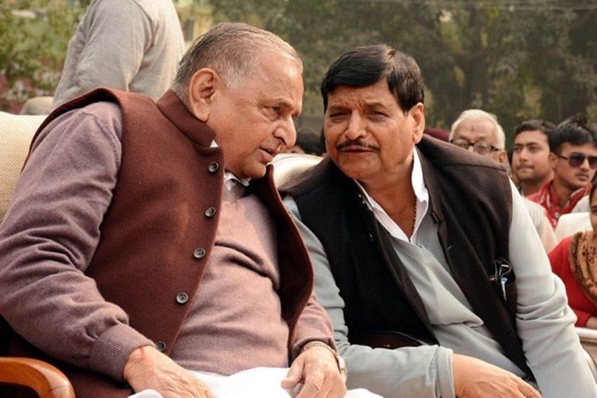 Dimple Yadav, Akhilesh Yadav SP, Mulayam Singh second wife