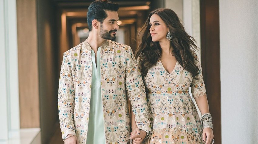 शादी से पहले नेहा की प्रेग्नेंसी की खबर सुन उनके पैरेंट्स को तेज शॉक लगा था। अंगद ने बताया था कि तनाव के कारण नेहा की मां के नाक से खून बहने लगा था। अंगद ने बताया था कि नेहा के पैरेंट्स स्ट्रेस मे तो आ गए थे लेकिन उन्होंने भी बात को समझा और शादी के लिए तैयार हो गए।