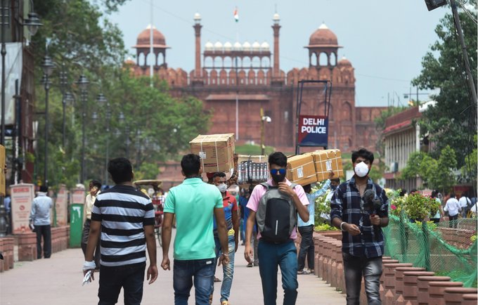दिल्ली में 2.1 तीव्रता के भूकंप के झटके, चंद सेकेंड्स तक कांपी धरती