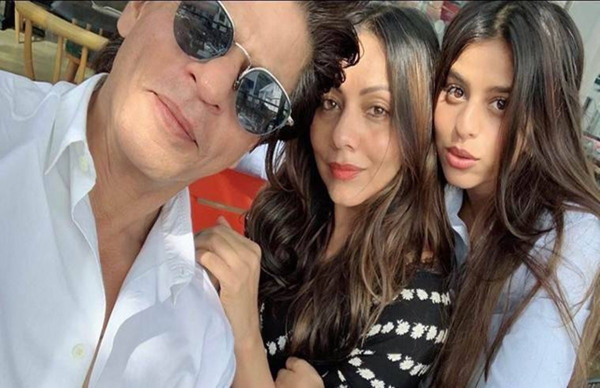 shah rukh khan, suhana khan, gauri khan