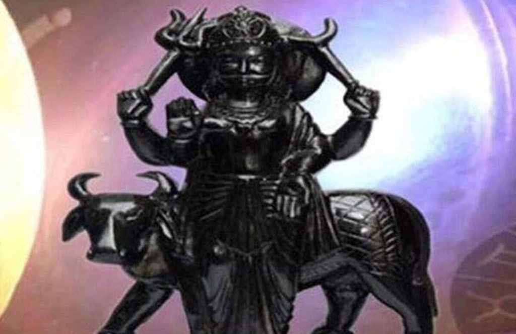 shaniwar upay, shaniwar remedies, shani ke upay, shani upay in hindi, shani sade sati upay, shani dhaiya upay,