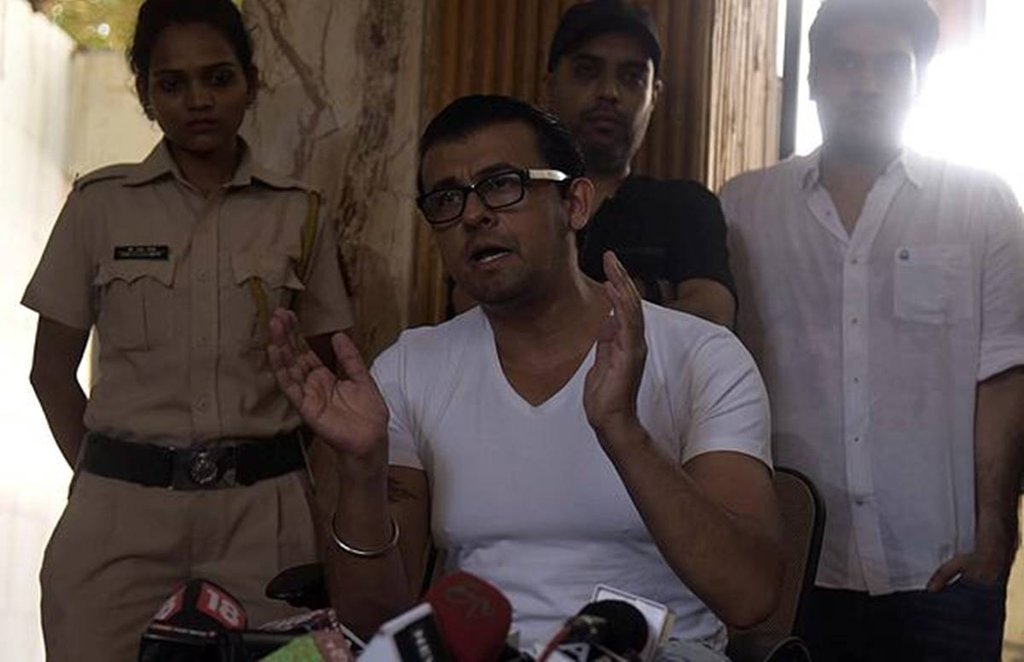 sonu nigam, singing