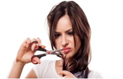 दो मुंहे बालों से छुटकारा दिलाने में कारगर हैं ये घरेलू नुस्खे, जानिये