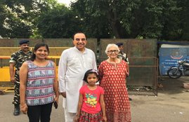 Subramanian Swamy, Roxna Swamy