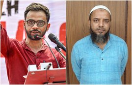 Delhi Police,Umar Khalid,Delhi Riots,delhi court,Khalid Saifi. handcuffs, Umar Khalid, Khalid Saifi, accused of Delhi Riots, Delhi Riots 2020, Delhi Court, Delhi News,उमर खालिद, खालिद सैफी, दिल्ली दंगों के आरोपी, दिल्ली दंगे 2020, दिल्ली कोर्ट, दिल्ली न्यूज,Hindi News, News in Hindi, jansatta