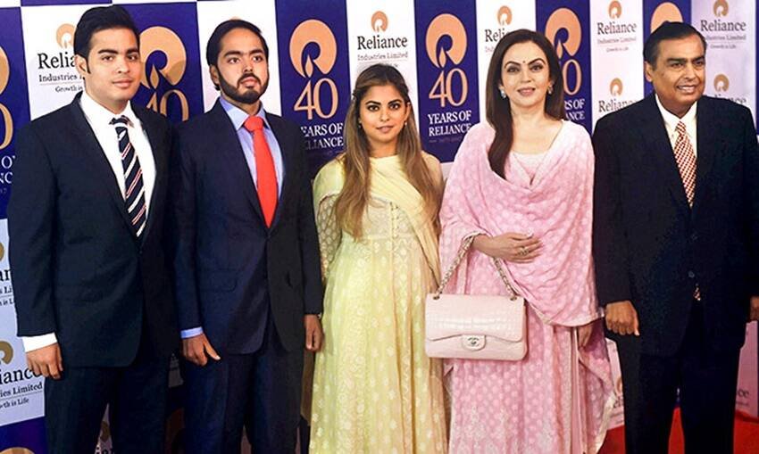 Mukesh Ambani, Anand Mahindra