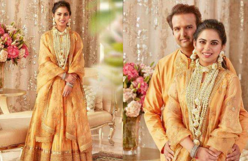 साल 2018 में मुकेश अंबानी और नीता अंबानी की बेटी ईशा अंबानी की शादी अजय पीरामल के बेटे आनंद पीरामल से शादी की थी।(कभी 50 रुपए के लिए अंबानी परिवार की शादी में इस एक्ट्रेस ने परोसा था खाना, आज जीती है लग्जिरियस लाइफ )