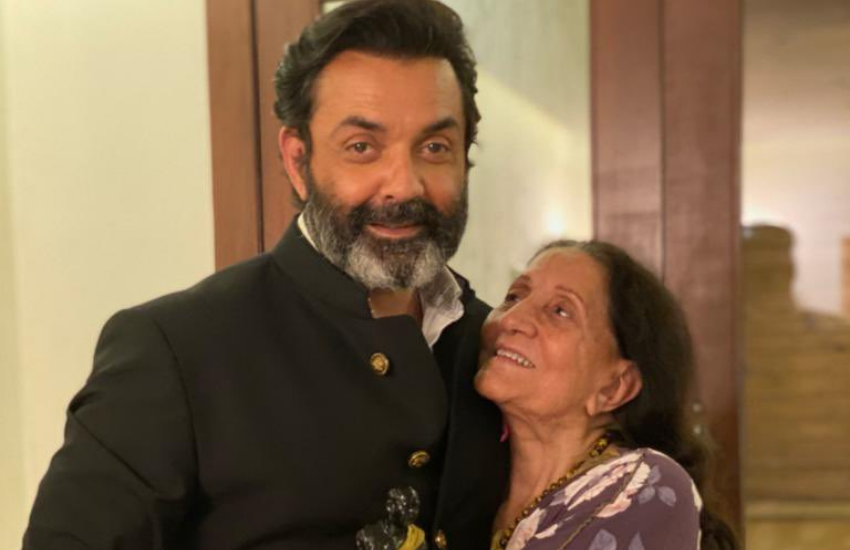 बॉबी के लंबे समय से बॉलीवुड में काम न मिल पाने के कारण परेशान थे, लेकिन बोल्ड सीन और रेस-3 से उनकी दमदार वापसी हुई। जबकि बॉबी का कहना था कि वह इस रोल को निभाकर खुश हैं। वे अब अलग-अगल तरह के रोल करना चाहते हैं और अपने कम्फर्ट ज़ोन से बाहर निकलना चाहते हैं। (All Photos: Social Media)