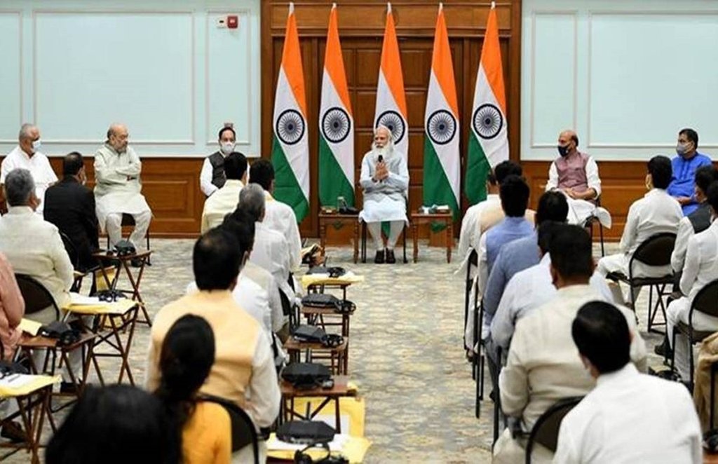 Adr report, new cabinet, criminal cases against ministers, adr, association for democratic reform, jyotiraditya scindia, piyush goyal, narayan tatu rane, rajeev chandrasekhar, India News in Hindi, Latest India News Updates