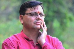 सीएम धामी के दौरे पर गुरबाणी को रोक छात्राओं से कराया नृत्य, मचा बवाल तो गुरुद्वारा कमेटी के 4 सदस्यों का इस्तीफा