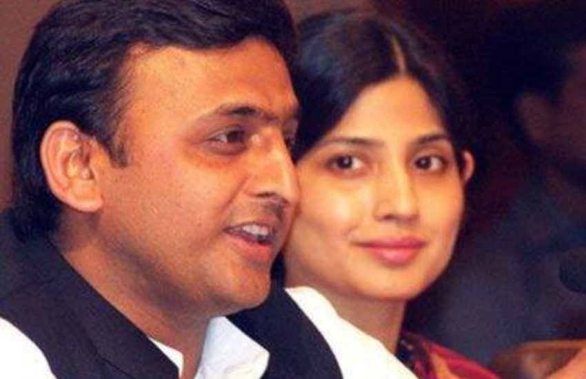 अखिलेश यादव (Akhilesh Yadav) और डिंपल यादव (Dimple Yadav) की शादी के लिए उनके पिता मुलायम सिंह यादव (Mulayam Singh Yadav) तैयार नहीं थे। अंकल अमर सिंह (Amar Singh) ने इस शादी के लिए मुलायम को मना तो लिया था, लेकिन अखिलेश और डिंपल अपने हनीमून पर नहीं जा सके थे। अखिलेश ने डिंपल के लिए लंदन में हनीमून मनाने की पूरी तैयारी की थी। डिंपल और अखिलेश हनीमून पर जाने के लिए निकल भी पड़े थे, लेकिन अचानक से मुलायम के एक फोन ने उनका सारी प्लानिंग कैंसिल कर दी थी। हनीमून कैंसिल होने की क्या थी वजह, चलिए जानें।