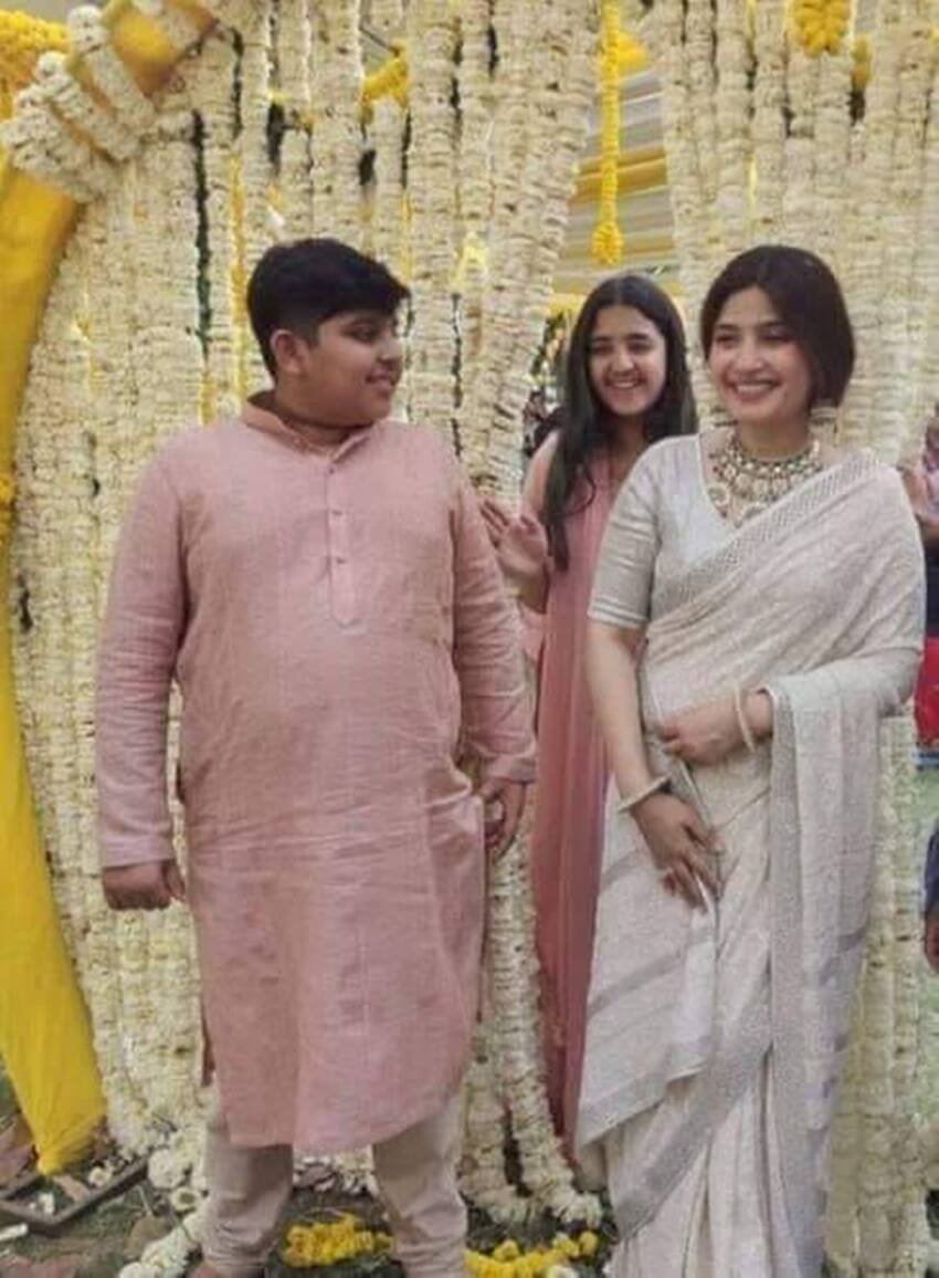 Dimple Yadav, Akhilesh Yadav SP, Mulayam Singh second wife