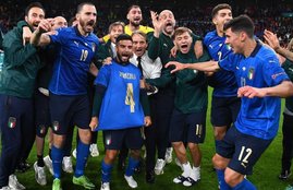 EURO 2020 Semi Final Italy beat Spain Book Final Spot