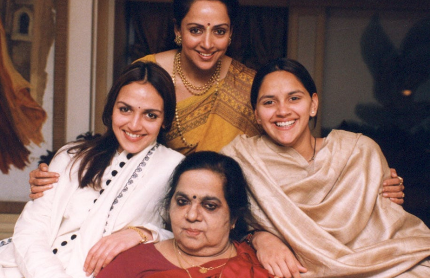 Esha Deol, Hema Malini