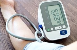 सिर्फ दिल ही नहीं, शरीर के इन हिस्सों पर भी होता है High Blood Pressure का असर