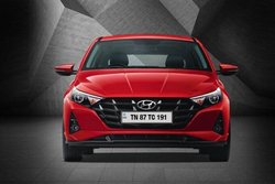 Hyundai की सनरूफ वाली प्रीमियम हैचबैक पर मिल रहा 40 हजार तक का डिस्काउंट, यहां है पूरी डिटेल