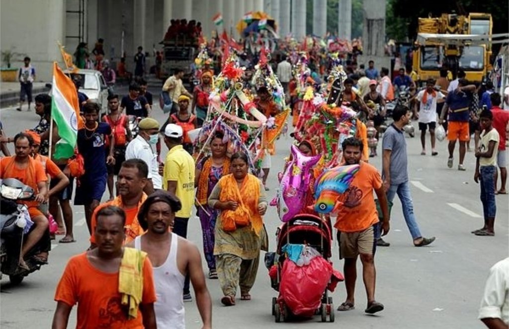 उत्तराखंड के मुख्यमंत्री पुष्कर सिंह धामी ने कहा कि कांवड़ यात्रा लोगों की आस्था का विषय जरूर है लेकिन कई लोगों की जिंदगी दांव पर है। (एक्सप्रेस फोटो: प्रवीण खन्ना)