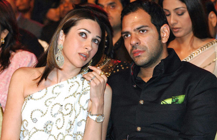 करिश्मा कपूर (Karisma Kapoor) और संजय कपूर (Sanjay Kapur) की शादी सक्सेसफुल नहीं रही थी। शादी के बाद से दोनों के बीच कई मुद्दों को लेकर तनाव शुरू हो गया था और नतीजा तलाक (Divorce) तक पहुंच गया था। तलाक और बच्चों की कस्टडी (children's custody) को लेकर भी दोनों में लंबी लड़ाई चली थी। इस दौरान करिश्मा और संजय ने एक-दूसरे खिलाफ तमाम आरोप लगा थे। करिश्मा ने बच्चों की कस्टडी पाने के समय एक ऐसी बात कोर्ट में कही थी, जिसे सुनकर आप भी दंग रह जाएंगे।