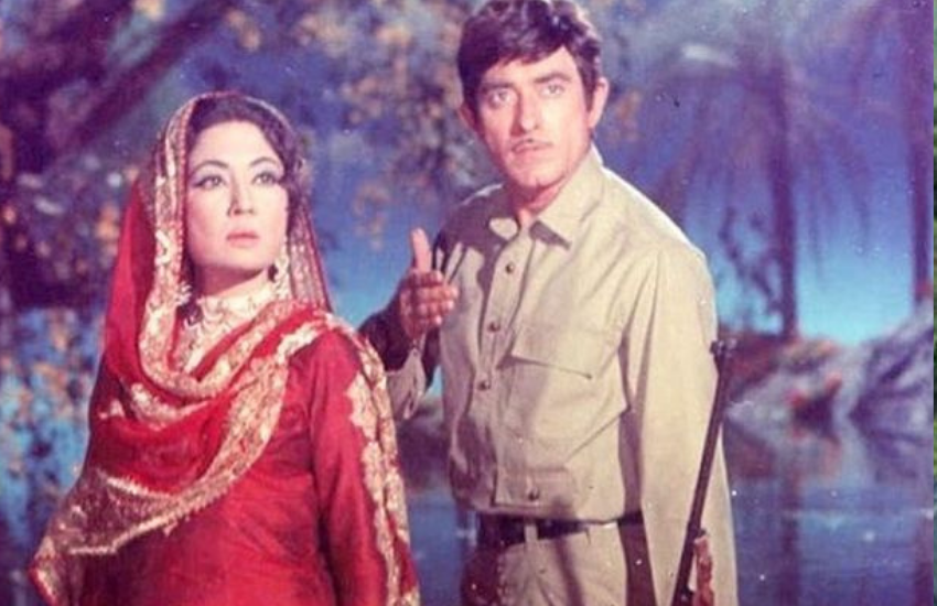 साल 1972 में फिल्म ‘पाकीज़ा’ में राजकुमार के साथ मीना कुमारी काम कर रही थीं। मीना कुमारी ने निर्देशक कमाल अमरोही से शादी की थी। इस फिल्म को पूरा होने में 14 साल लग गए थे। (सलमान खान पर भड़क गए थे राज कुमार, कहा था- पिता सलीम से पूछ लेना कि हम कौन हैं )