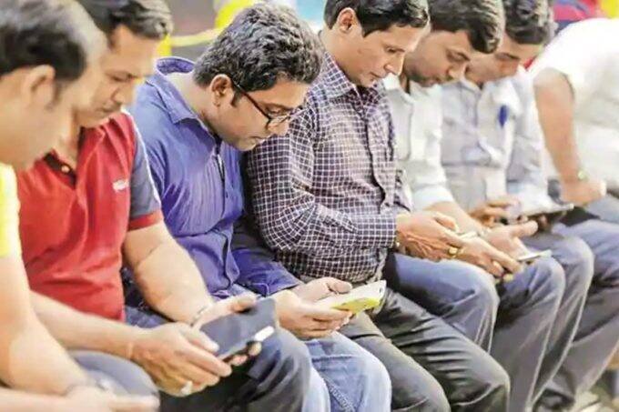 Facebook, Whatsapp