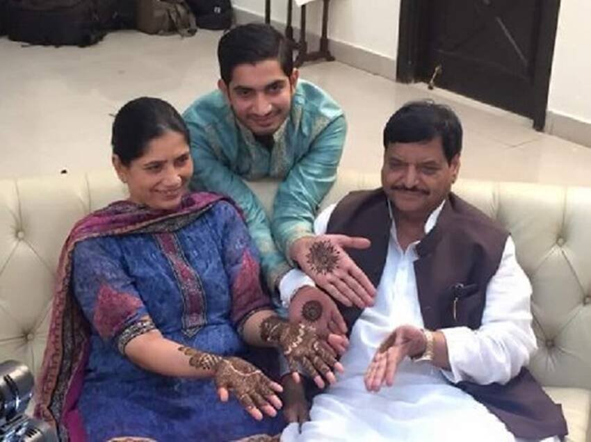 Dimple Yadav, Akhilesh Yadav SP, Mulayam Singh second wife