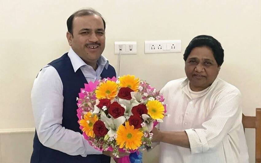 दानिश अली बसपा के अमरोहा से सांसद हैं। उनके तीन बच्चे हैं। (यह भी पढ़ें: कोई निसंतान तो किसी की 5 औलाद, जानिए किस मुख्यमंत्री के हैं कितने बच्चे )