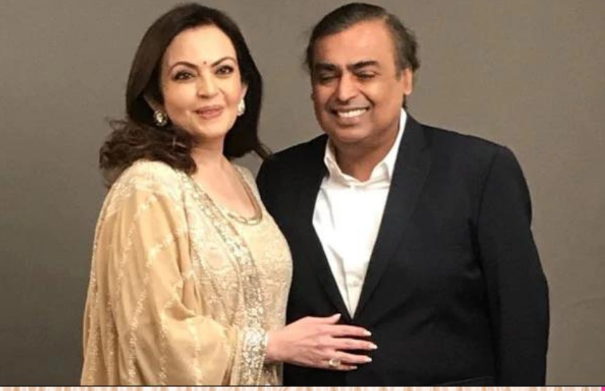 नीता ने बताया कि मुकेश का लगाव ईशा से बहुत रहा है।(All Photos: Scial Media)